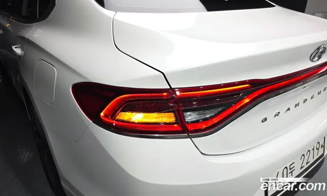 Hyundai Grandeur 2019 3.0 автомат (гидро), миниатюра 9 Hyundai Grandeur 2019 3.0 автомат (гидро), миниатюра 9