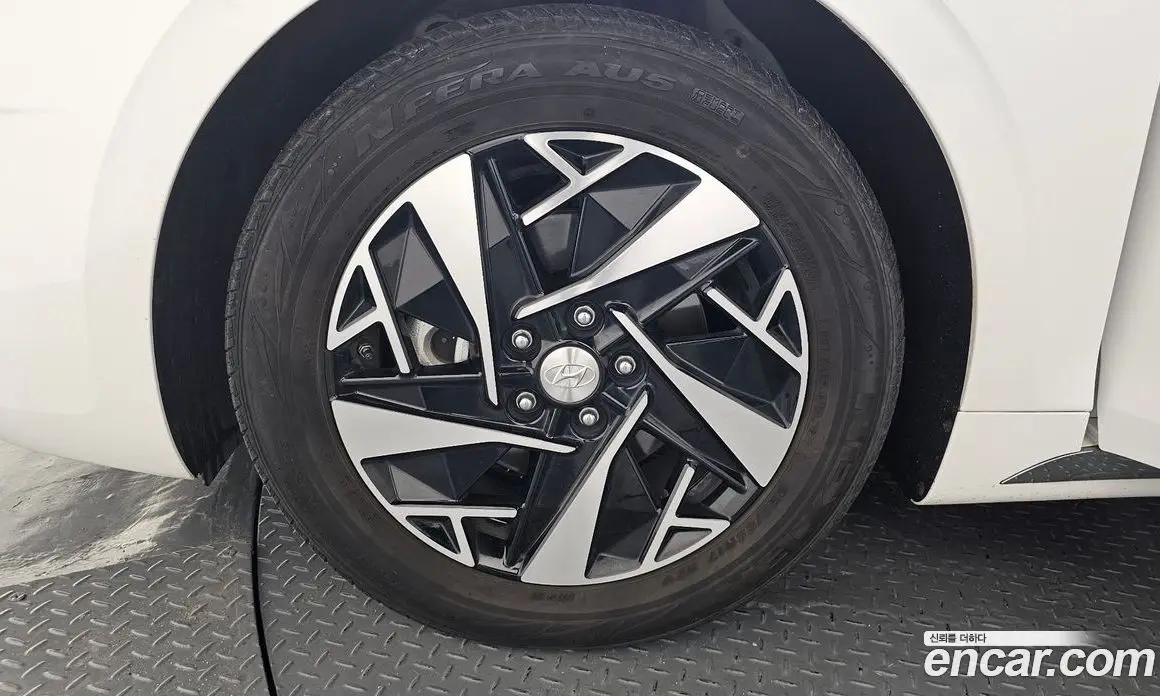 Hyundai Grandeur 2021 2.4 автомат (гидро), фото 4 Hyundai Grandeur 2021 2.4 автомат (гидро), фото 4