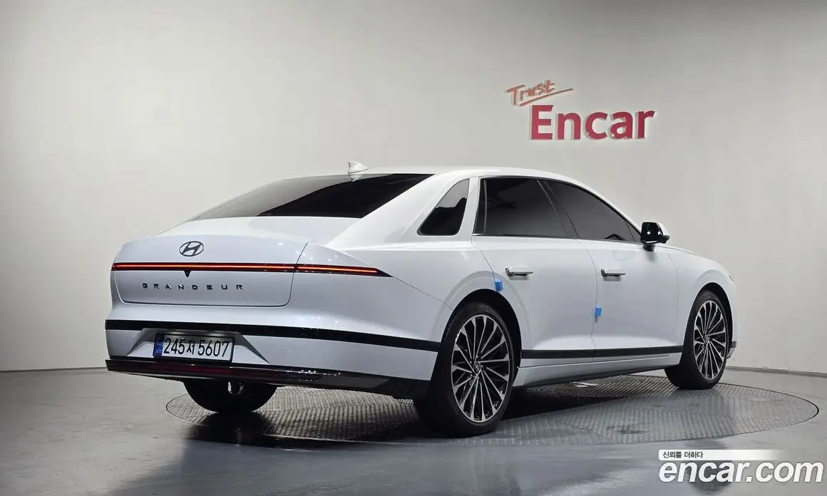 Hyundai Grandeur 2023 3.5 автомат (гидро), фото 2 Hyundai Grandeur 2023 3.5 автомат (гидро), фото 2