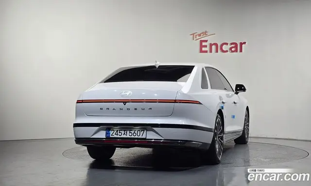 Hyundai Grandeur 2023 3.5 автомат (гидро), миниатюра 4 Hyundai Grandeur 2023 3.5 автомат (гидро), миниатюра 4