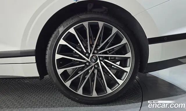 Hyundai Grandeur 2023 3.5 автомат (гидро), миниатюра 7 Hyundai Grandeur 2023 3.5 автомат (гидро), миниатюра 7