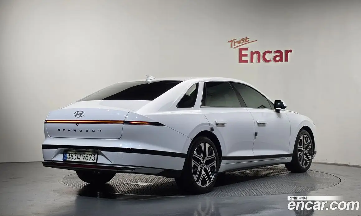 Hyundai Grandeur 2023 3.5 автомат (гидро), фото 1 Hyundai Grandeur 2023 3.5 автомат (гидро), фото 1