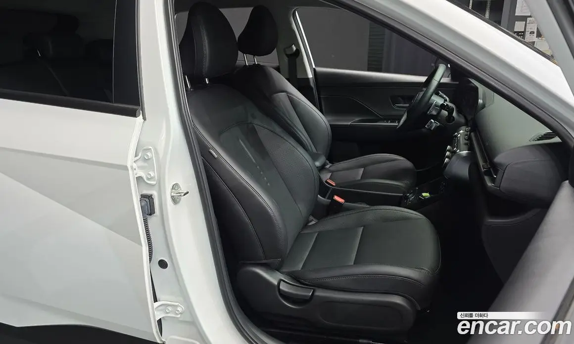 Hyundai Kona 2024 1.6 автомат (гидро), фото 11 Hyundai Kona 2024 1.6 автомат (гидро), фото 11