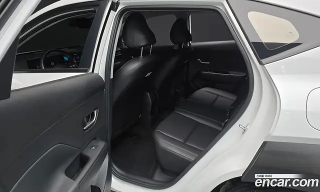 Hyundai Kona 2024 1.6 автомат (гидро), миниатюра 12