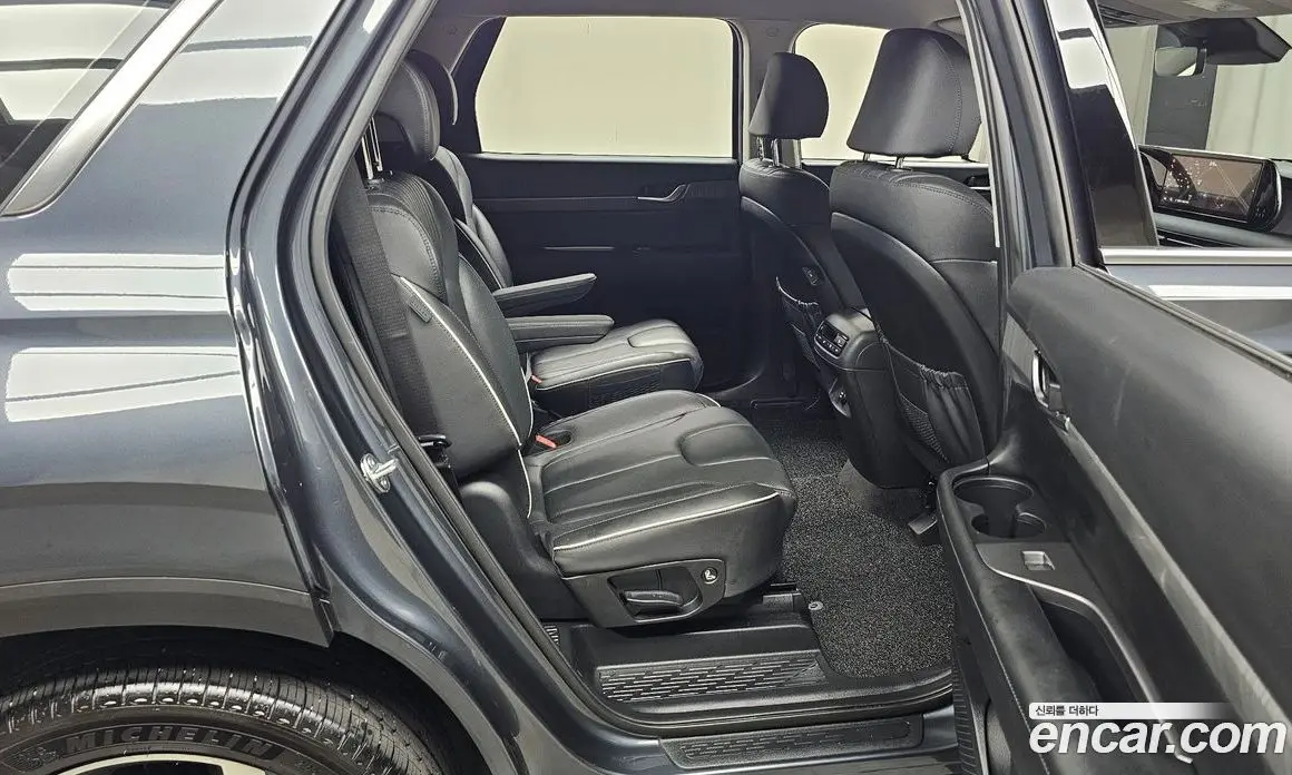 Hyundai Palisade 2024 3.8 автомат (гидро), фото 17