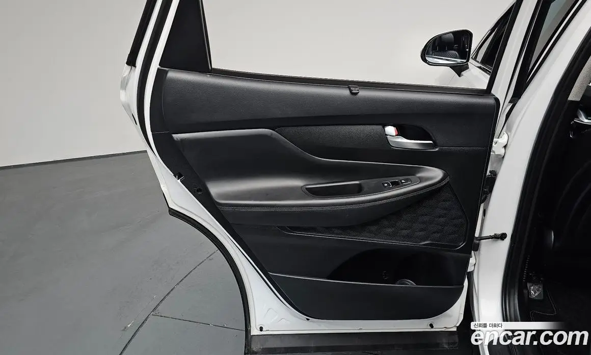 Hyundai Santa Fe 2019 2.0 автомат (гидро), фото 14 Hyundai Santa Fe 2019 2.0 автомат (гидро), фото 14
