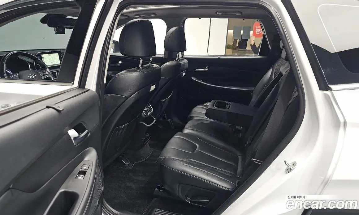 Hyundai Santa Fe 2019 2.0 автомат (гидро), фото 16 Hyundai Santa Fe 2019 2.0 автомат (гидро), фото 16