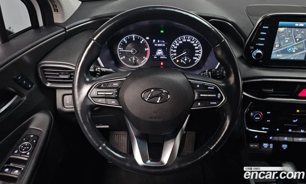 Hyundai Santa Fe 2019 2.0 автомат (гидро), фото 18 Hyundai Santa Fe 2019 2.0 автомат (гидро), фото 18