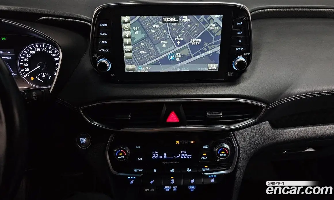 Hyundai Santa Fe 2019 2.0 автомат (гидро), фото 20 Hyundai Santa Fe 2019 2.0 автомат (гидро), фото 20