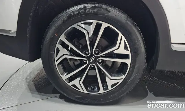 Hyundai Santa Fe 2019 2.0 автомат (гидро), миниатюра 4 Hyundai Santa Fe 2019 2.0 автомат (гидро), миниатюра 4