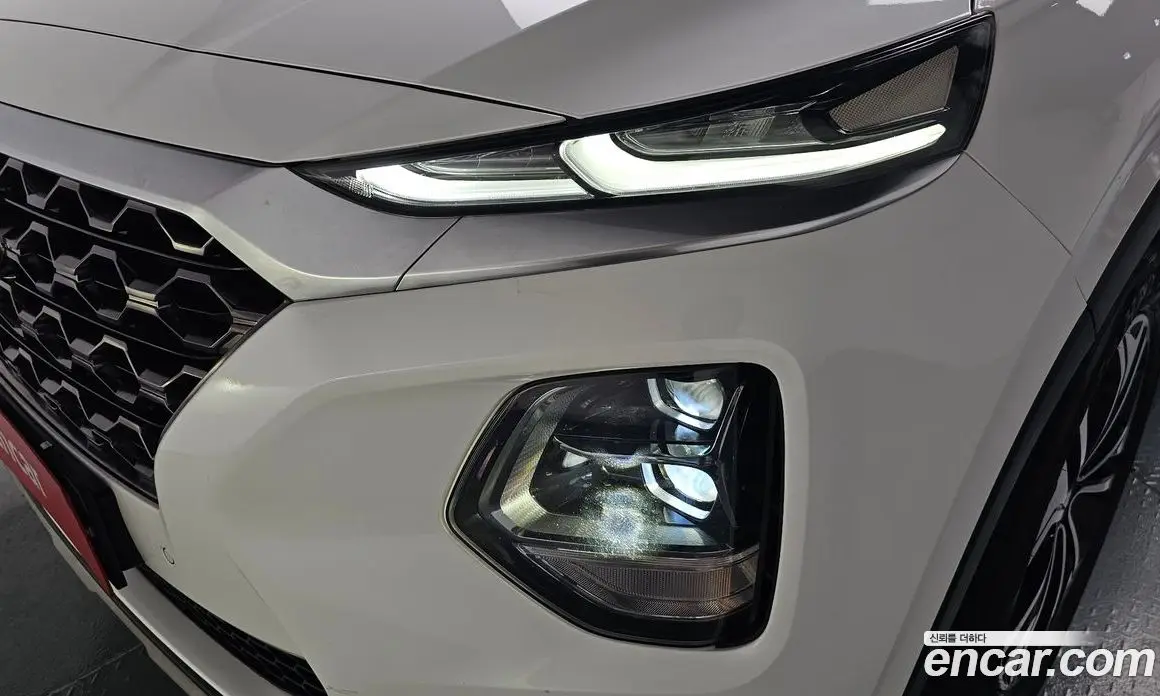Hyundai Santa Fe 2019 2.0 автомат (гидро), фото 7 Hyundai Santa Fe 2019 2.0 автомат (гидро), фото 7