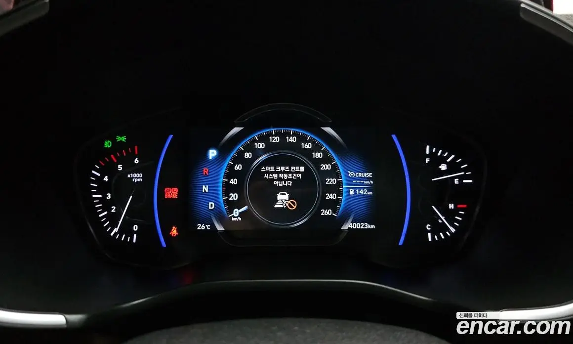 Hyundai Santa Fe 2019 2.0 автомат (гидро), фото 11