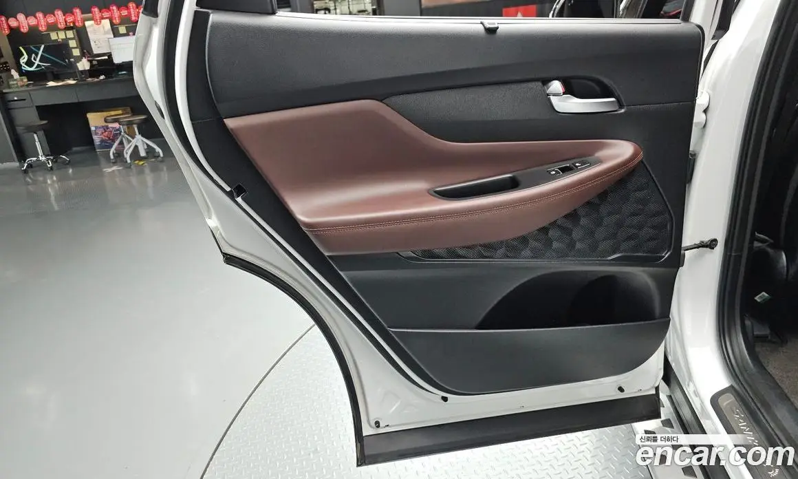 Hyundai Santa Fe 2019 2.0 автомат (гидро), фото 15