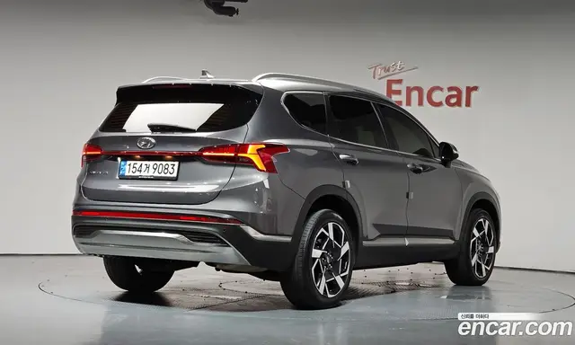 Hyundai Santa Fe, 2022, 46 116 км