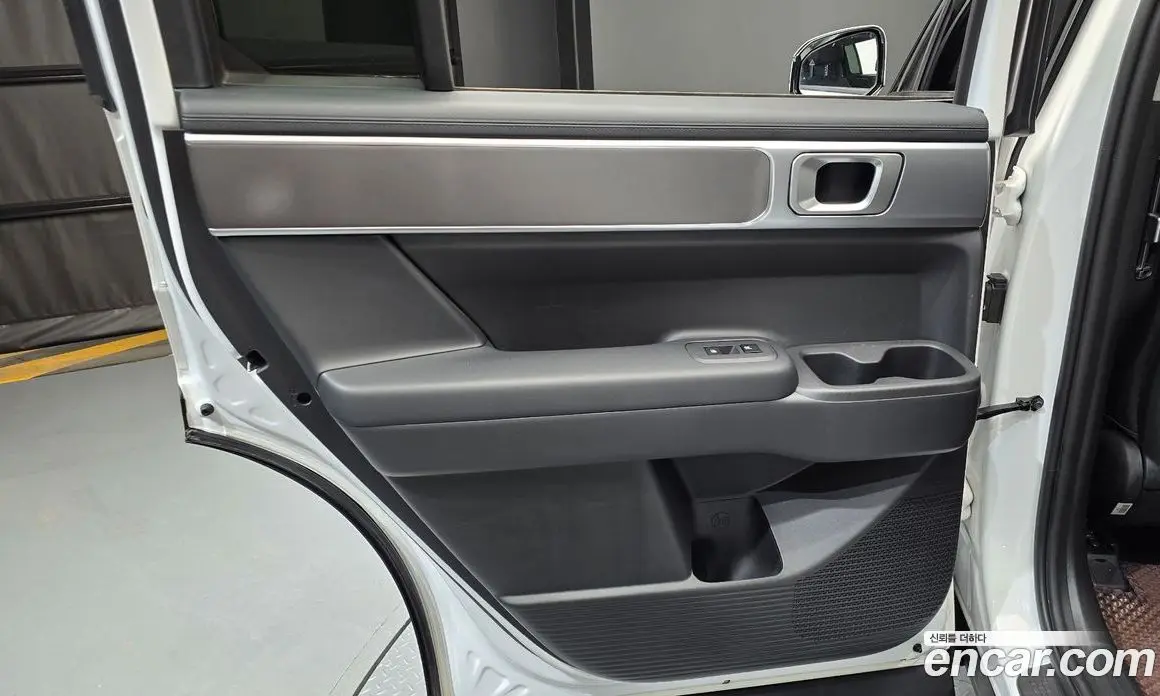 Hyundai Santa Fe 2023 2.5 автомат (гидро), фото 14