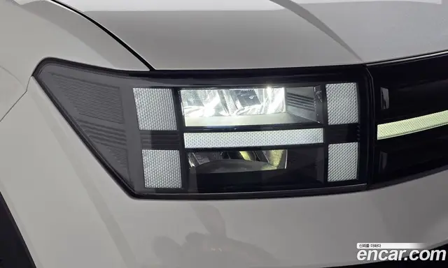 Hyundai Santa Fe 2023 2.5 автомат (гидро), миниатюра 7