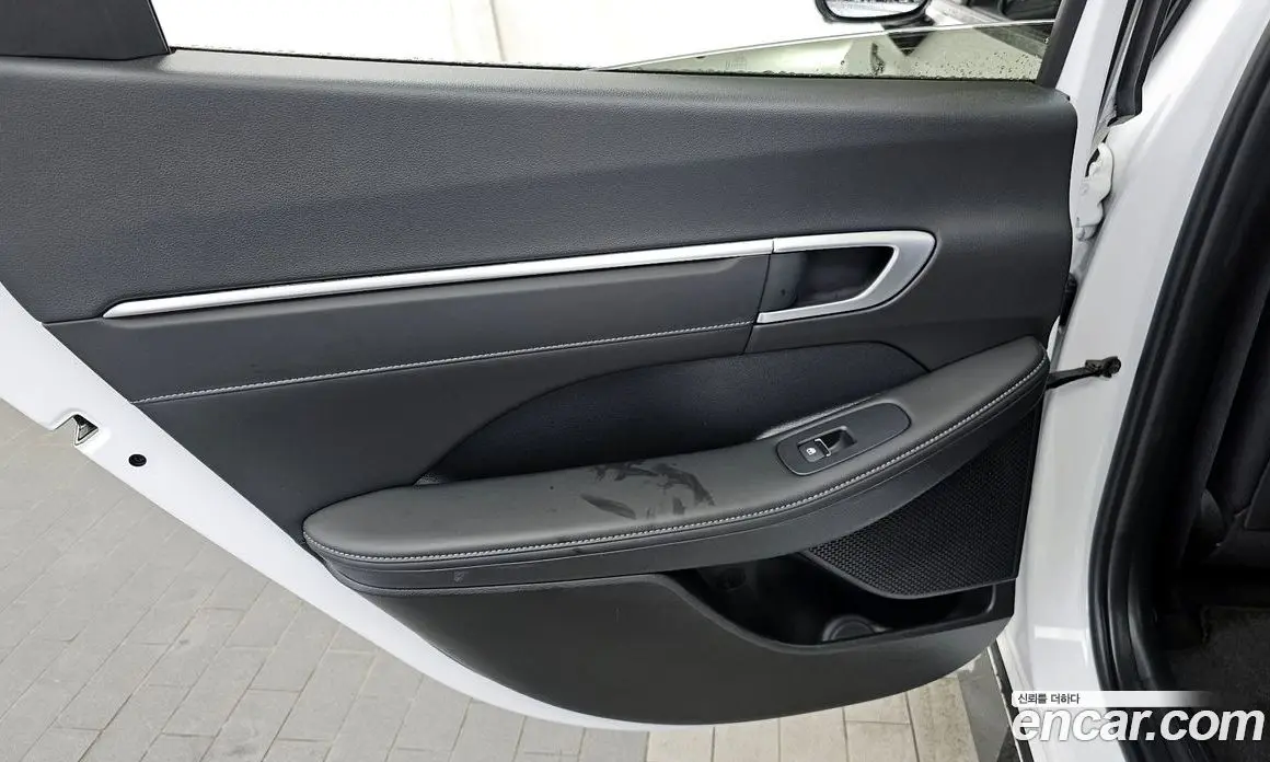 Hyundai Sonata 2024 2.0 автомат (гидро), фото 15