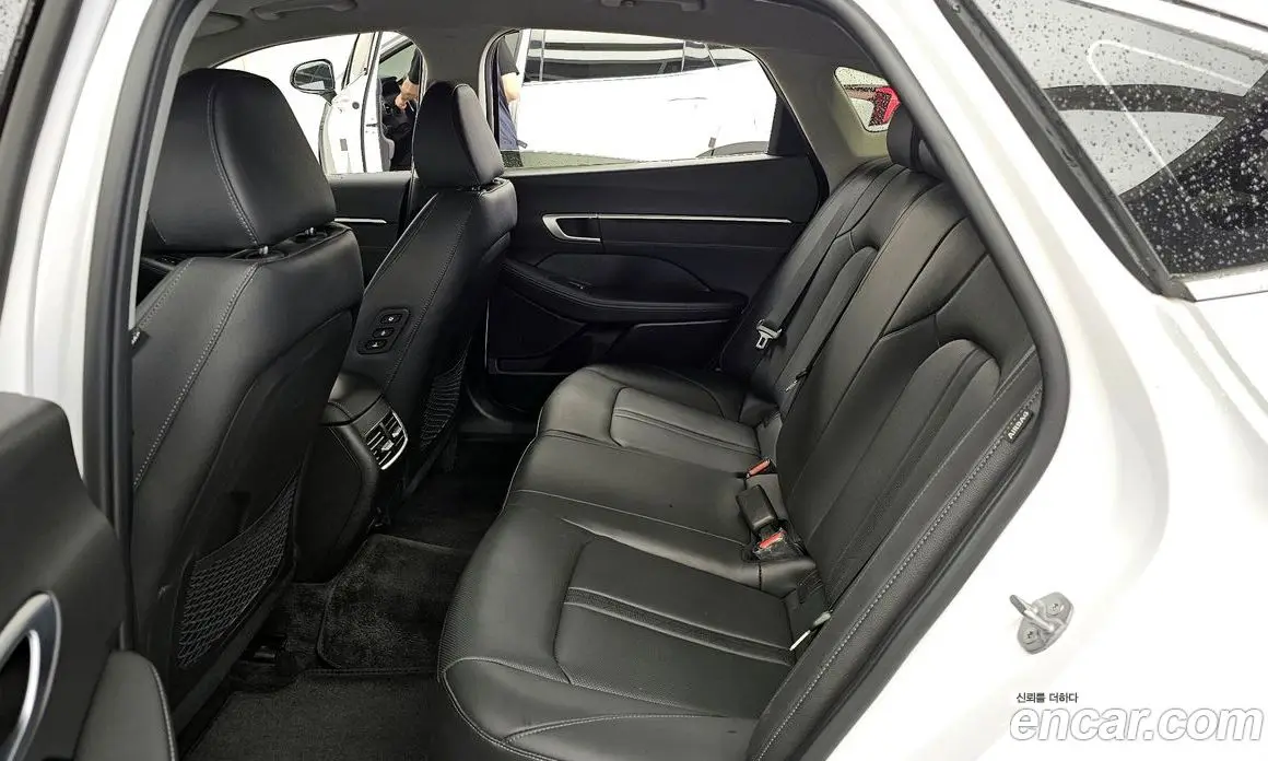 Hyundai Sonata 2024 2.0 автомат (гидро), фото 16