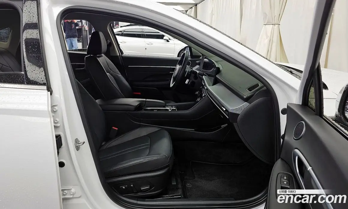 Hyundai Sonata 2024 2.0 автомат (гидро), фото 17