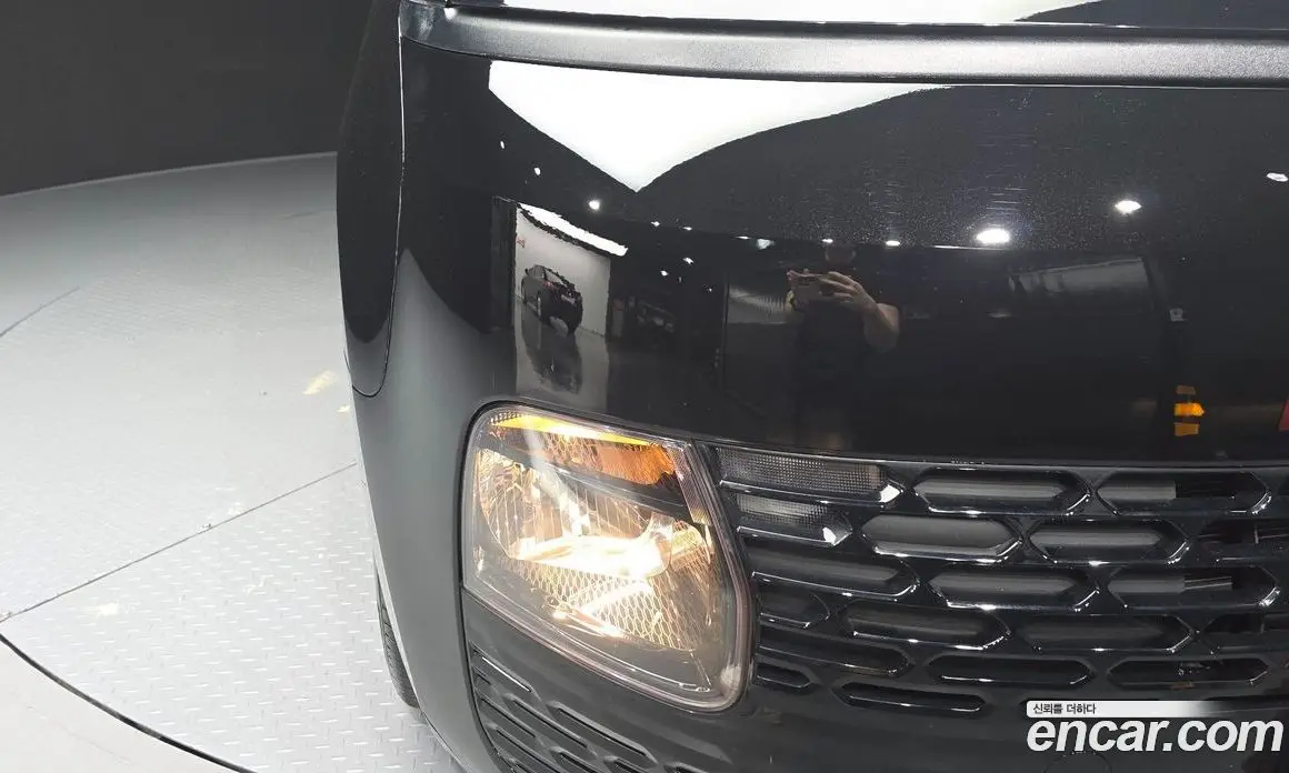 Hyundai Staria 2023 2.2 автомат (гидро), фото 8