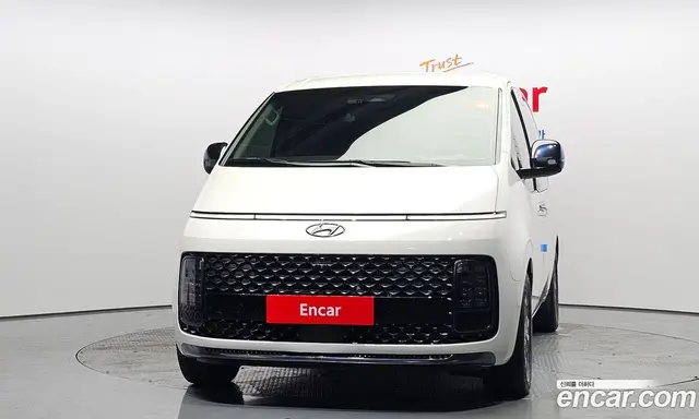 Hyundai Staria 2024 2.2 автомат (гидро), миниатюра 3