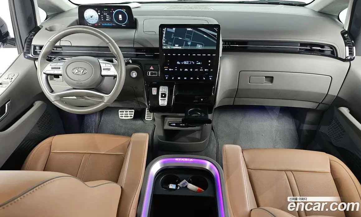 Hyundai Staria 2024 2.2 автомат (гидро), фото 10