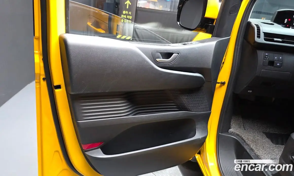 Hyundai Staria 2025 3.5 автомат (гидро), фото 15 Hyundai Staria 2025 3.5 автомат (гидро), фото 15