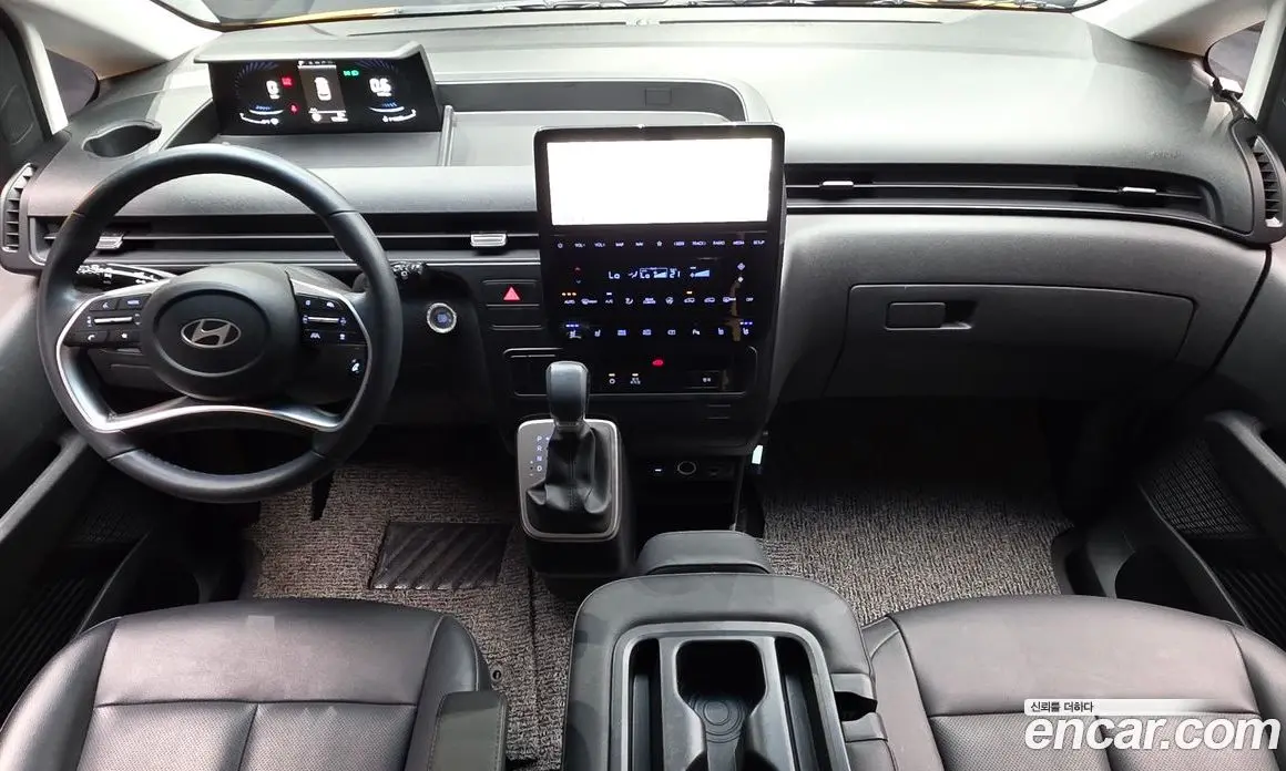 Hyundai Staria 2025 3.5 автомат (гидро), фото 10 Hyundai Staria 2025 3.5 автомат (гидро), фото 10