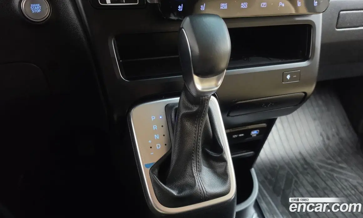 Hyundai Staria 2025 1.6 автомат (гидро), фото 12 Hyundai Staria 2025 1.6 автомат (гидро), фото 12