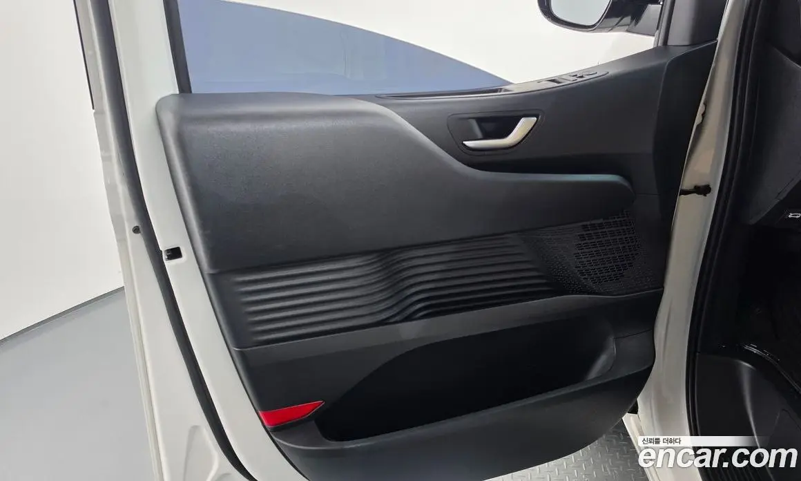 Hyundai Staria 2025 1.6 автомат (гидро), фото 15 Hyundai Staria 2025 1.6 автомат (гидро), фото 15