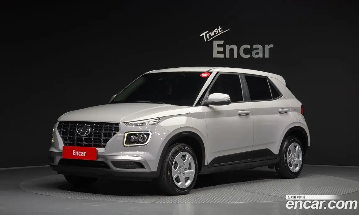 Hyundai Venue 2022 1.6 автомат (гидро), фото 1 Hyundai Venue 2022 1.6 автомат (гидро), фото 1