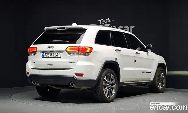Jeep Cherokee 2017 3.6 автомат (гидро), миниатюра 2 Jeep Cherokee 2017 3.6 автомат (гидро), миниатюра 2