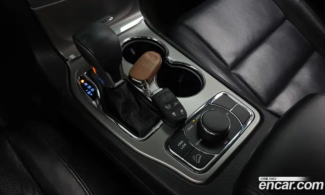Jeep Cherokee 2017 3.6 автомат (гидро), миниатюра 12