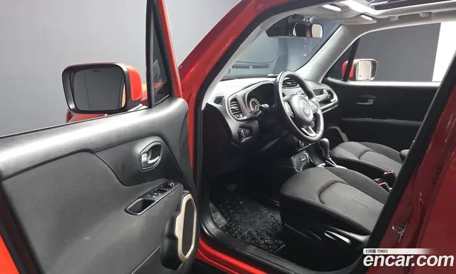 Jeep Renegade 2017 2.4 автомат (гидро), миниатюра 12