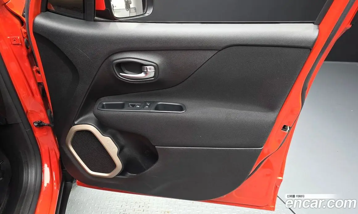 Jeep Renegade 2017 2.4 автомат (гидро), фото 13