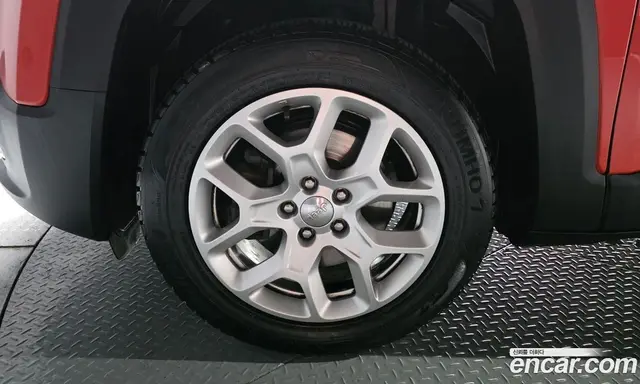 Jeep Renegade 2017 2.4 автомат (гидро), миниатюра 4