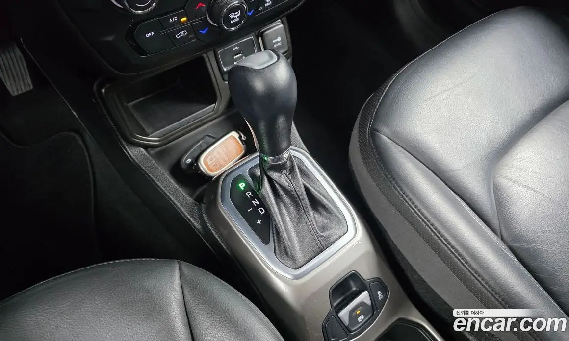 Jeep Renegade 2019 2.4 автомат (гидро), фото 12