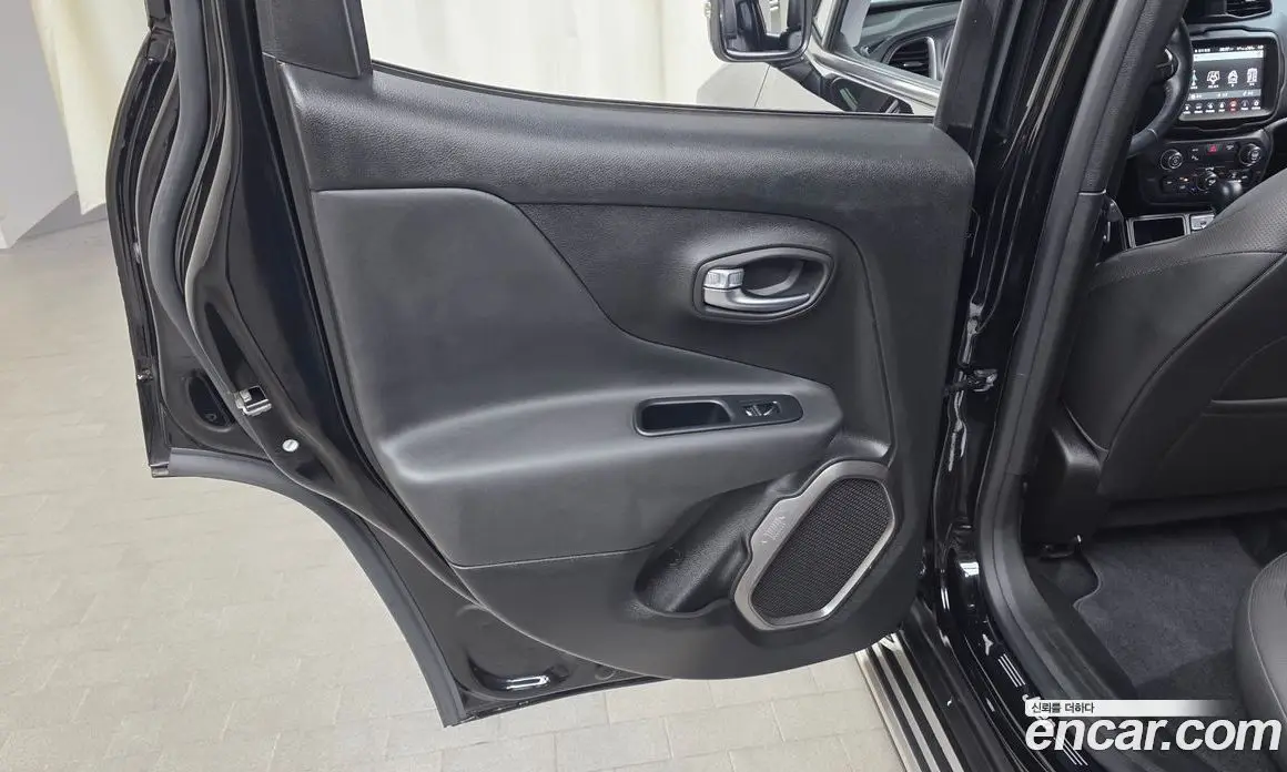 Jeep Renegade 2019 2.4 автомат (гидро), фото 15