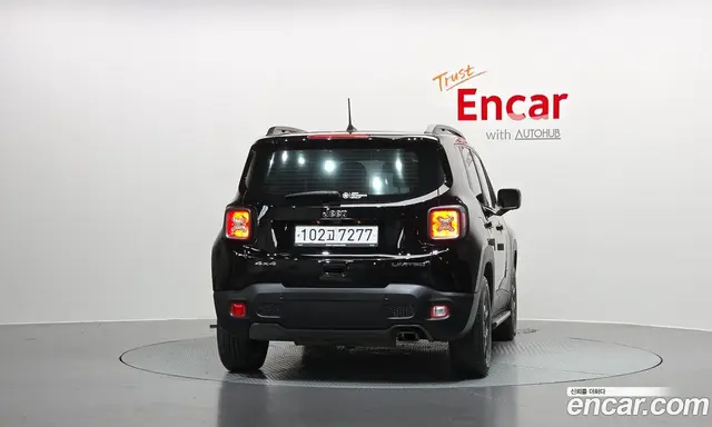 Jeep Renegade 2019 2.4 автомат (гидро), миниатюра 4