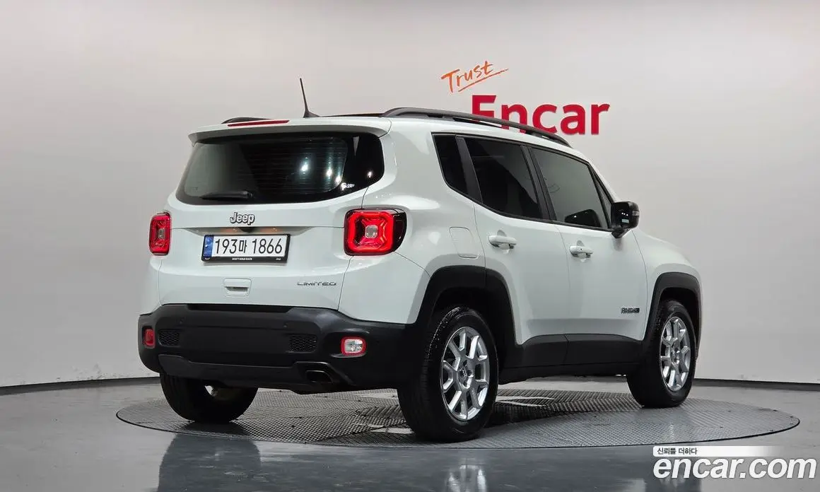Jeep Renegade 2020 2.4 автомат (гидро), фото 1 Jeep Renegade 2020 2.4 автомат (гидро), фото 1