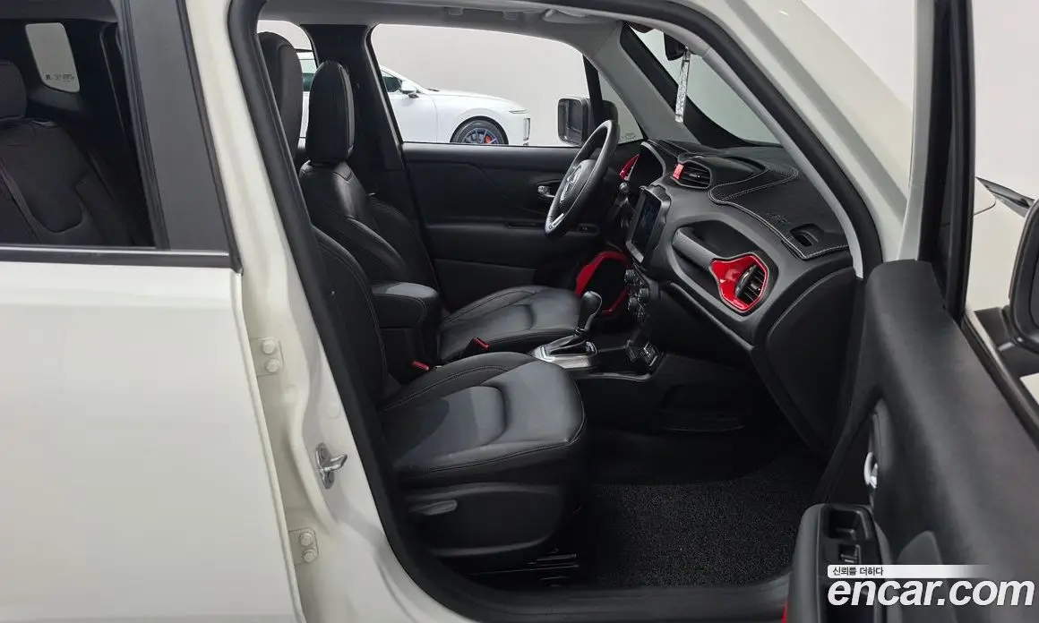 Jeep Renegade 2020 2.4 автомат (гидро), фото 15 Jeep Renegade 2020 2.4 автомат (гидро), фото 15