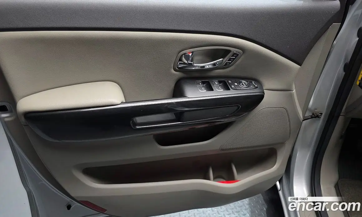 Kia Carnival 2016 2.2 автомат (гидро), фото 14