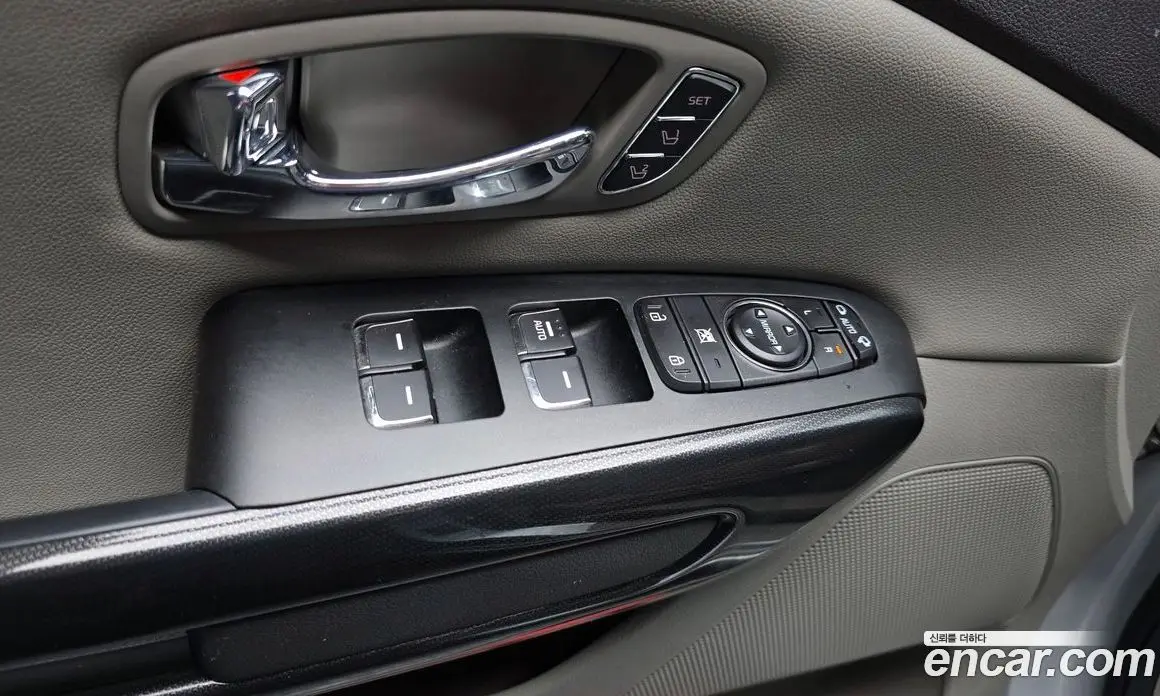 Kia Carnival 2016 2.2 автомат (гидро), фото 20