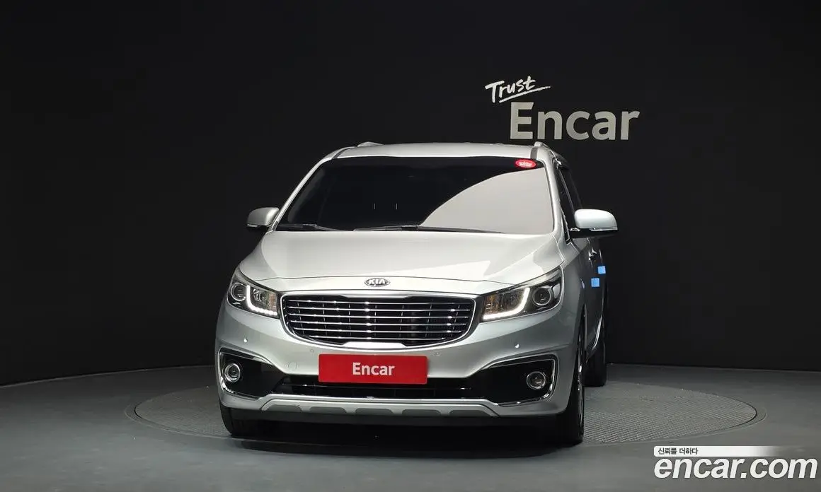 Kia Carnival 2016 2.2 автомат (гидро), фото 3