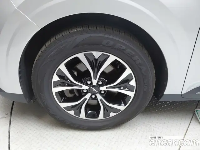 Kia Carnival 2022 3.5 автомат (гидро), миниатюра 5