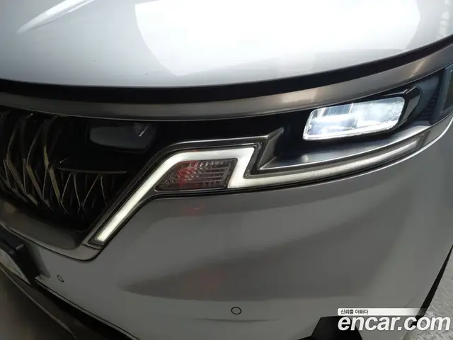 Kia Carnival 2022 3.5 автомат (гидро), миниатюра 8
