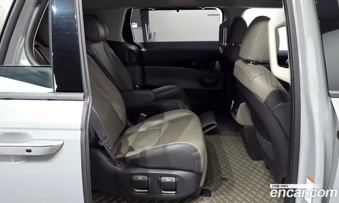 Kia Carnival 2024 3.5 автомат (гидро), фото 17