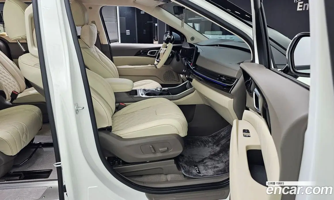 Kia Carnival 2025 3.5 автомат (гидро), фото 17 Kia Carnival 2025 3.5 автомат (гидро), фото 17