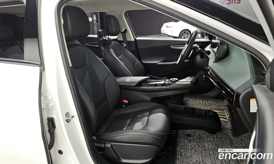 Kia EV6 2023 0.1 автомат (гидро), фото 18 Kia EV6 2023 0.1 автомат (гидро), фото 18