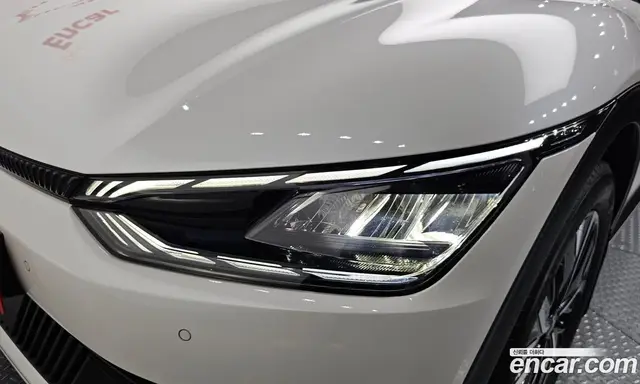 Kia EV6 2023 0.1 автомат (гидро), миниатюра 8 Kia EV6 2023 0.1 автомат (гидро), миниатюра 8
